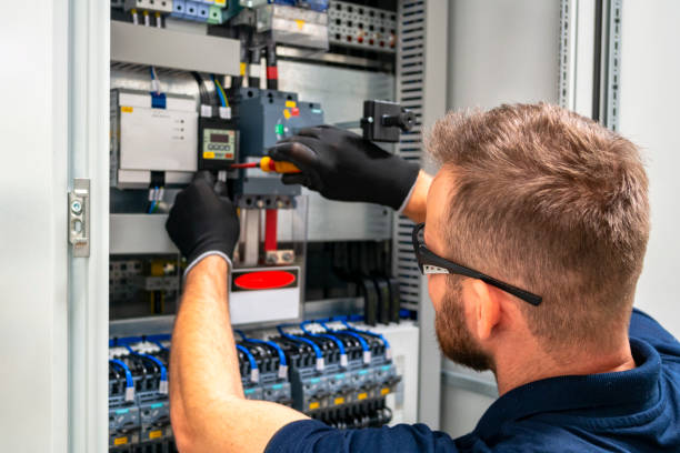 Best Electrical Contractors for Businesses  in Westmont, IL